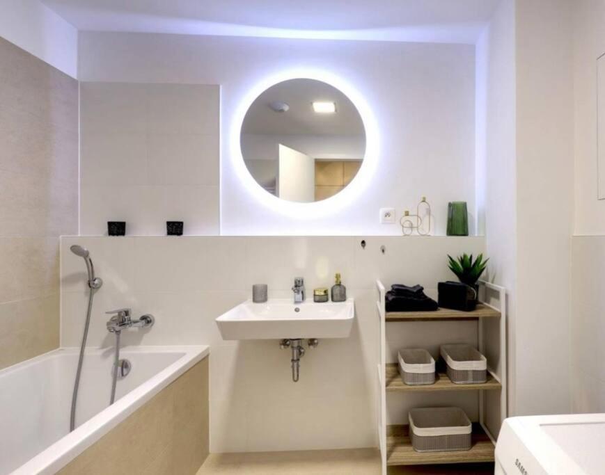 Klinger Apartment Bratislava Eksteriør bilde